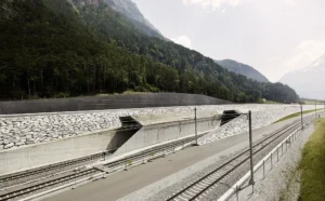 Gotthard Base Tunnel di Swiss