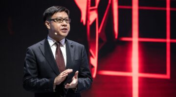 Michael Shu berbicara di Geneva International Motor Show 2024